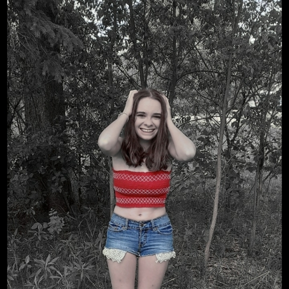 Meet your Posher, Aby - Picture 3 of 4